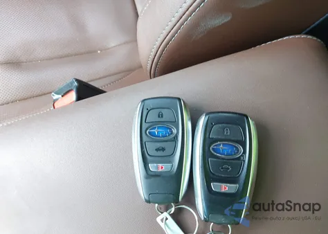 2020 Subaru Outback Touring z USA, uszkodzony, nr VIN 4S4BTAPC7L3207487